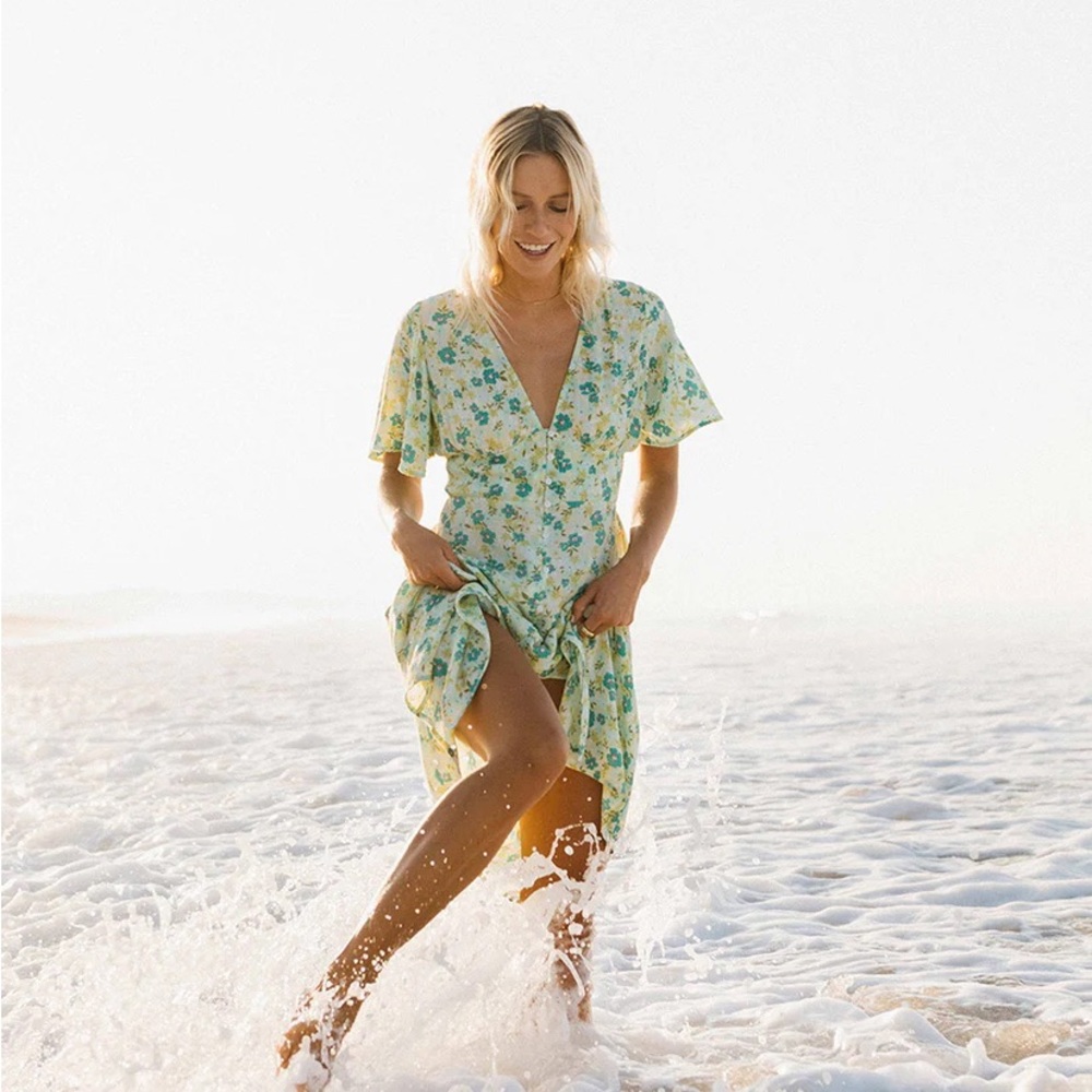 BILLABONG GREEN BLUE FLORAL “Your Girl” DRESS